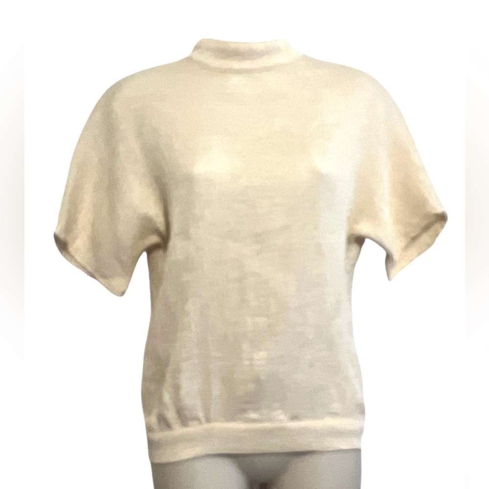 Handuoya Women's Open Back Top, Color Beige, 100% Polyester Fiber, Size Medium